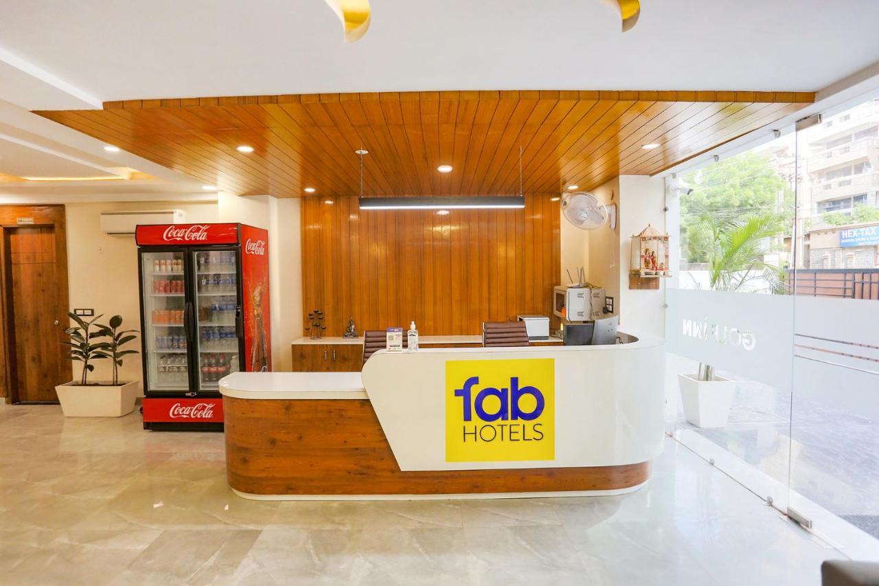 Fabhotel Golf Inn Golf Course Road Gurgaon Eksteriør billede
