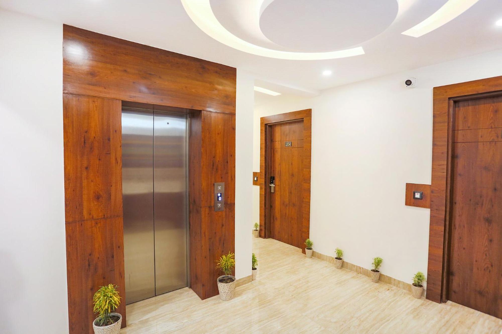 Fabhotel Golf Inn Golf Course Road Gurgaon Eksteriør billede